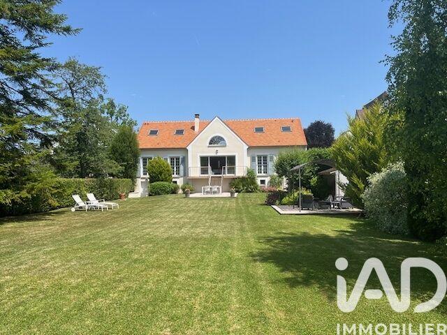 Maison de maîtres - 225 m² - 9 pièces