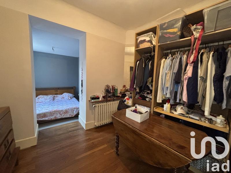 Maison - 225 m² - 7 pièces