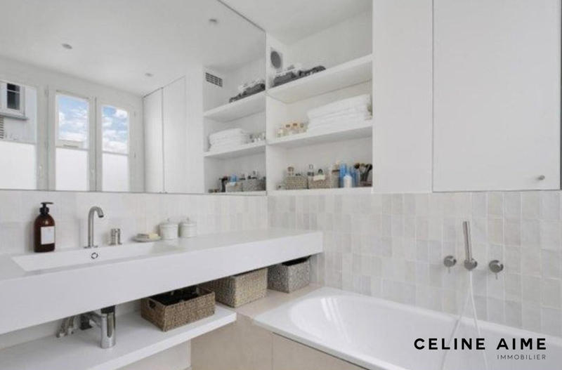 Appartement - 85 m² - 4 pièces