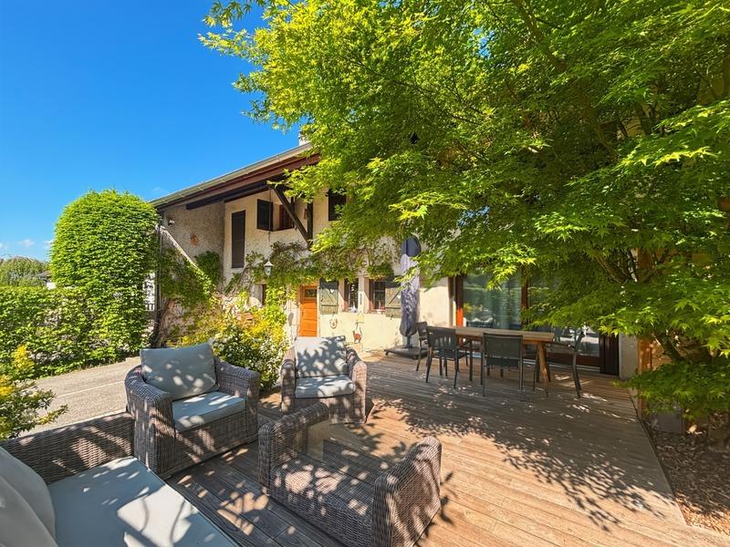 Corps de ferme - 243 m² - 5 pièces