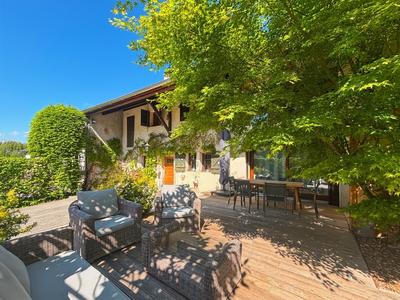 Corps de ferme - 243 m² - 5 pièces