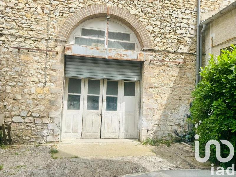 Appartement - 465 m² - 1 pièce