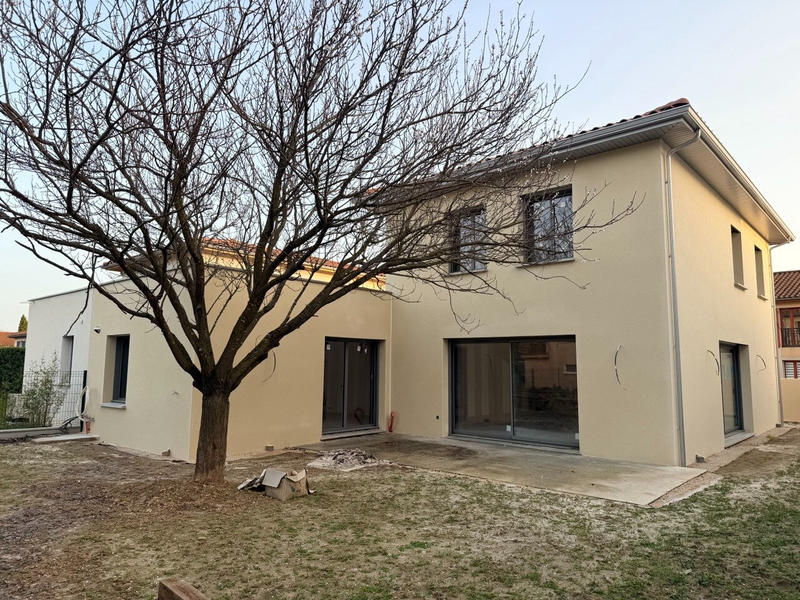 Maison - 144 m² - 5 pièces