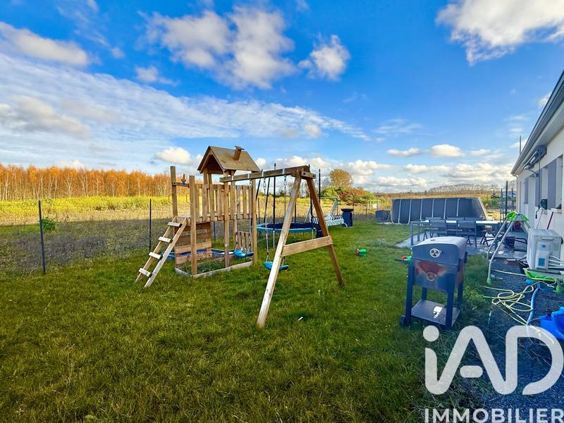 Maison - 95 m² - 5 pièces