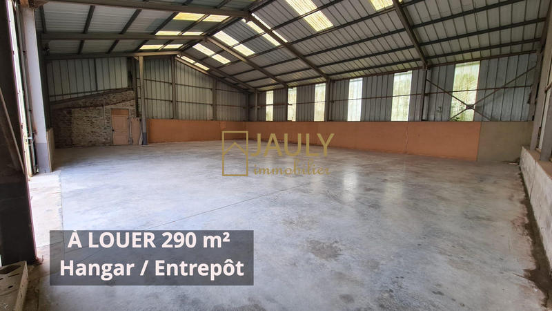 Entrepôt - 286 m²
