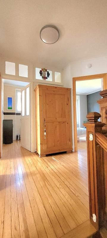 Maison - 160 m² - 8 pièces