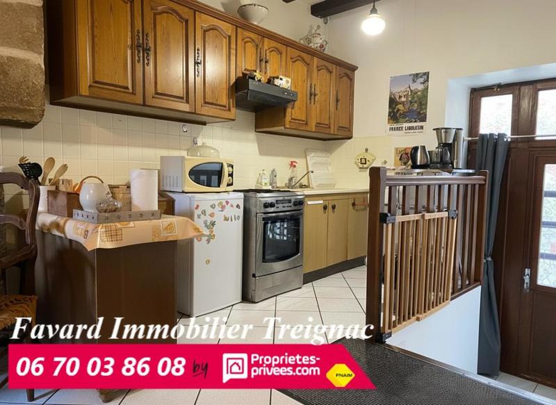 Maison - 1 m² - 7 pièces