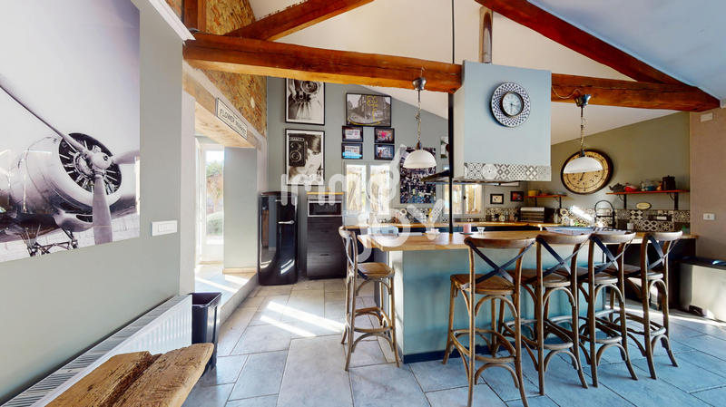 Maison - 308 m² - 6 pièces