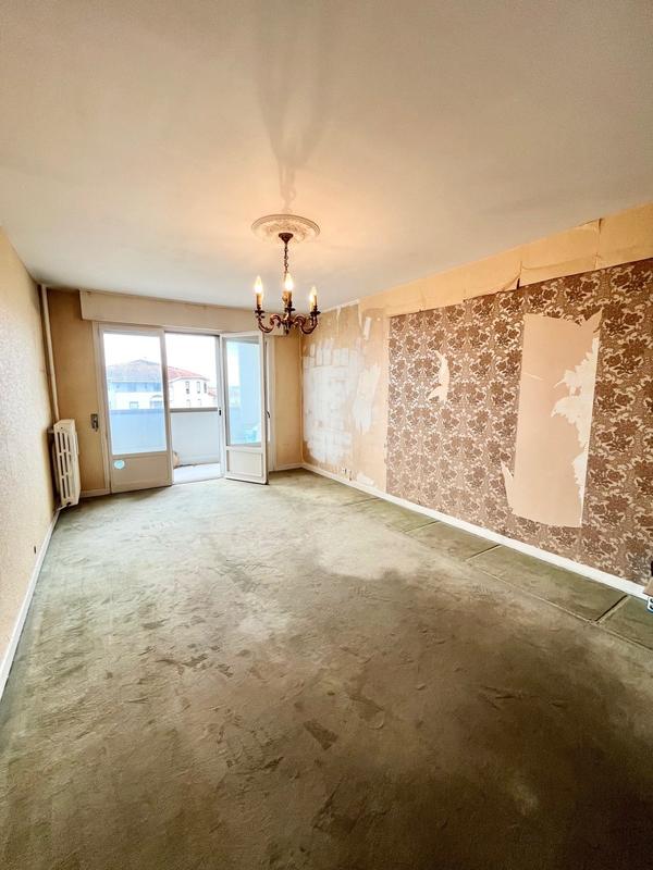 Appartement - 70 m² - 4 pièces