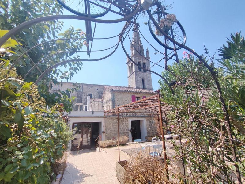 Local commercial - 445 m² - 15 pièces