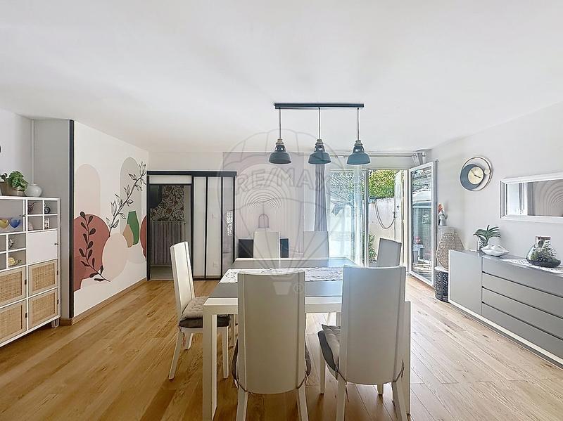 Maison - 90 m² - 3 pièces