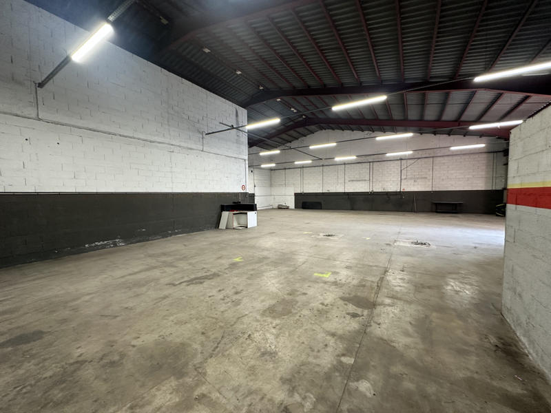 Local commercial - 800 m²