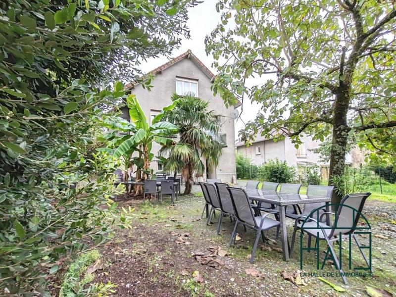 Maison - 140 m² - 6 pièces