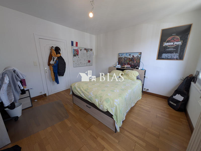 Maison ancienne - 252 m² - 7 pièces