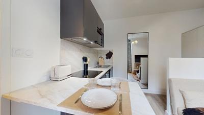 Studio - 14 m² - 2 pièces