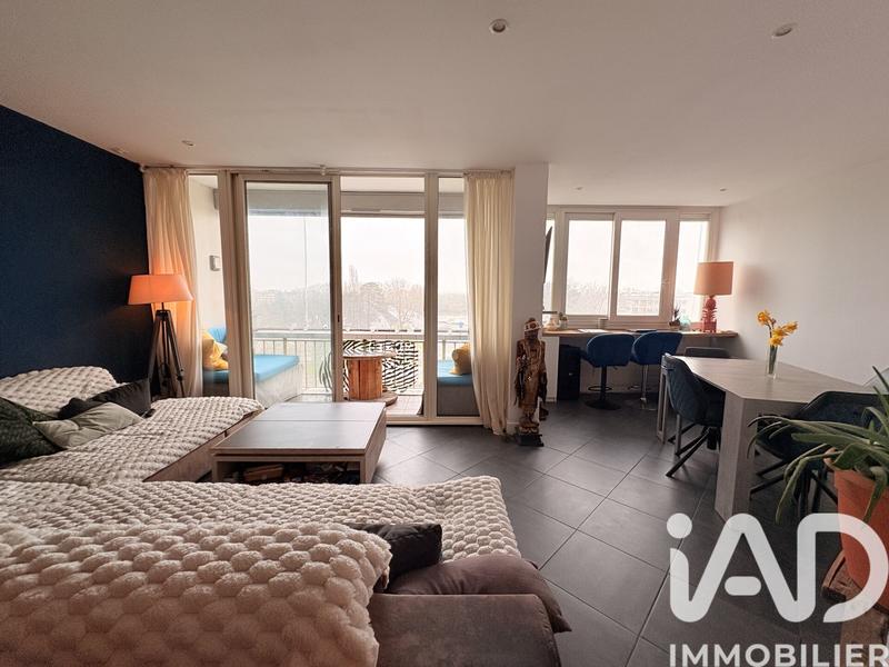 Appartement - 82 m² - 3 pièces