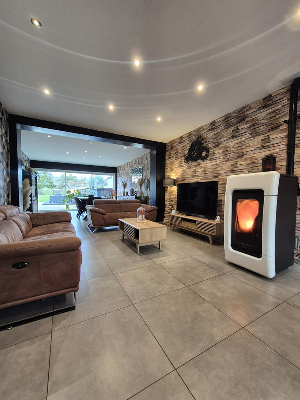 Maison - 160 m² - 6 pièces