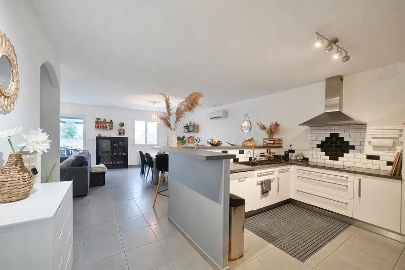 Maison - 97 m² - 4 pièces