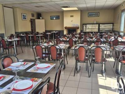 Local commercial - 713 m²