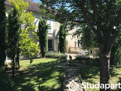 Chambre - 14 m² - 1 pièce