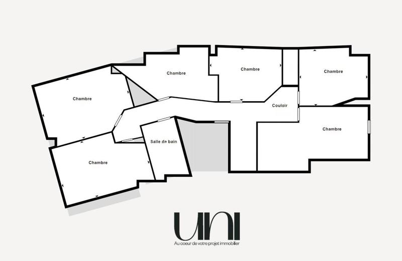 Maison - 220 m² - 10 pièces