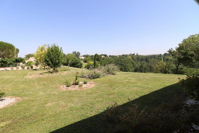 Propriété - 293 m² - 10 pièces