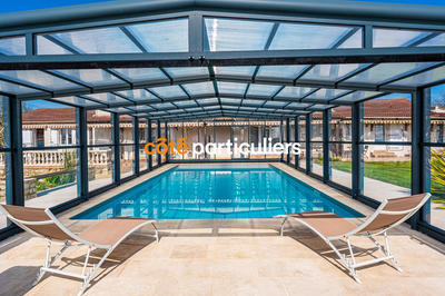 Maison - 240 m² - 11 pièces