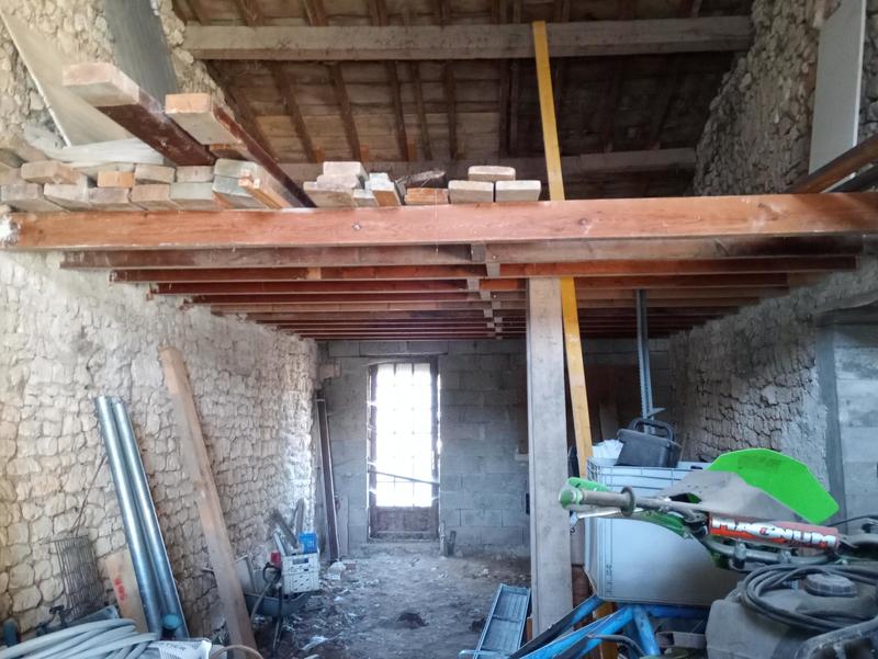 Maison - 212 m² - 4 pièces