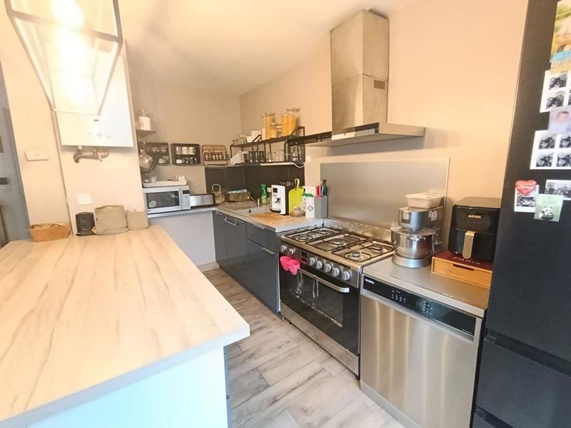 Maison - 105 m² - 6 pièces