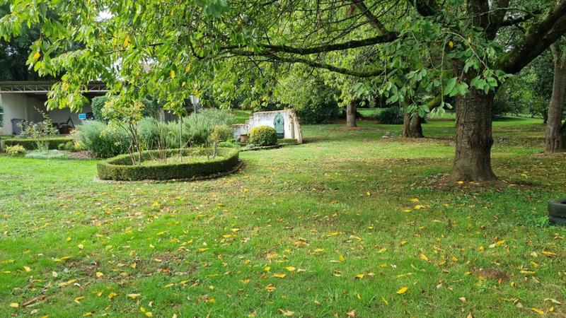 Propriété - 210 m² - 10 pièces