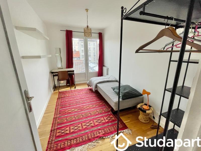 Appartement - 96 m² - 5 pièces