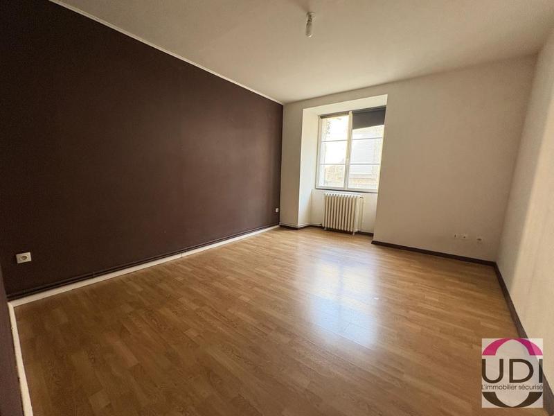 Immeuble - 200 m² - 7 pièces