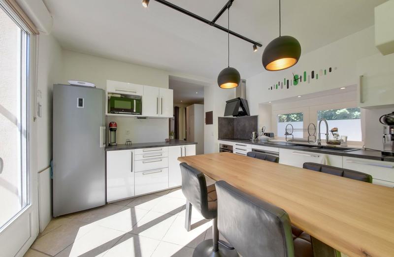 Maison traditionnelle - 133 m² - 7 pièces