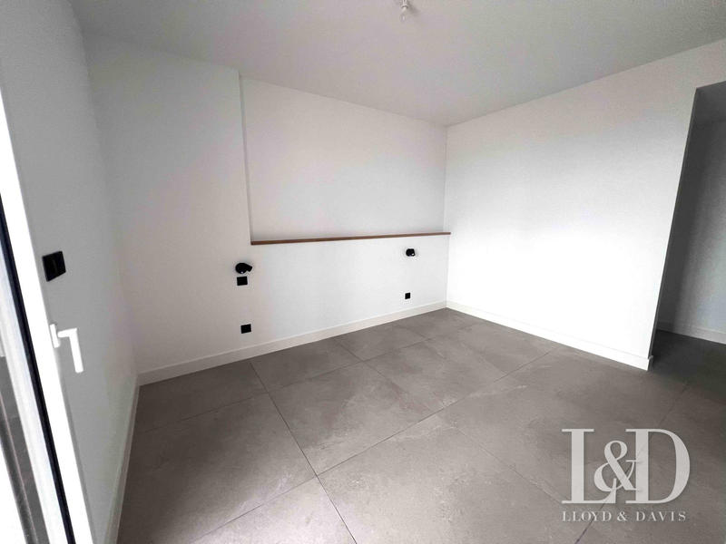 Appartement - 120 m² - 4 pièces