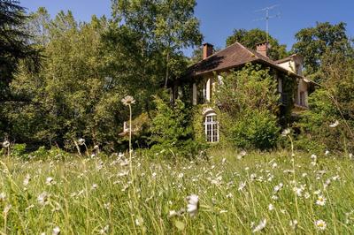 Demeure - 550 m² - 14 pièces