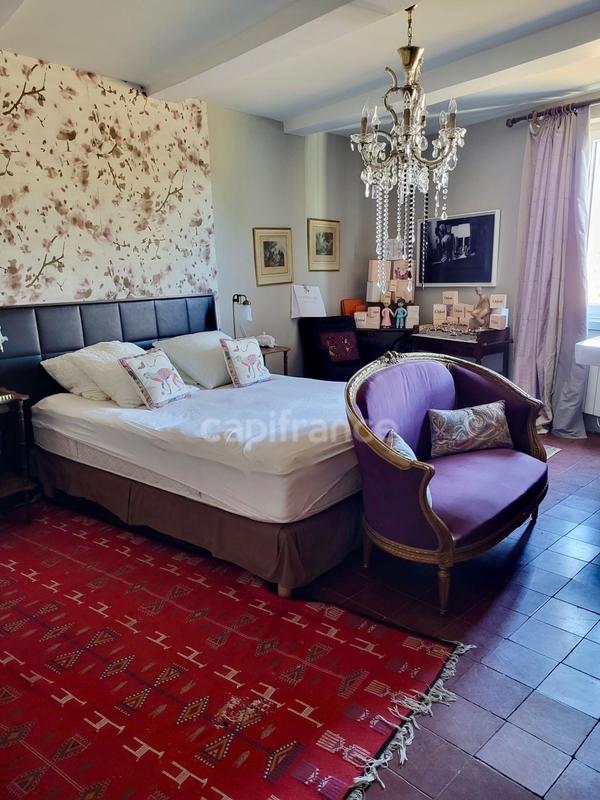 Maison de village - 264 m² - 9 pièces