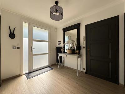 Maison - 170 m² - 8 pièces