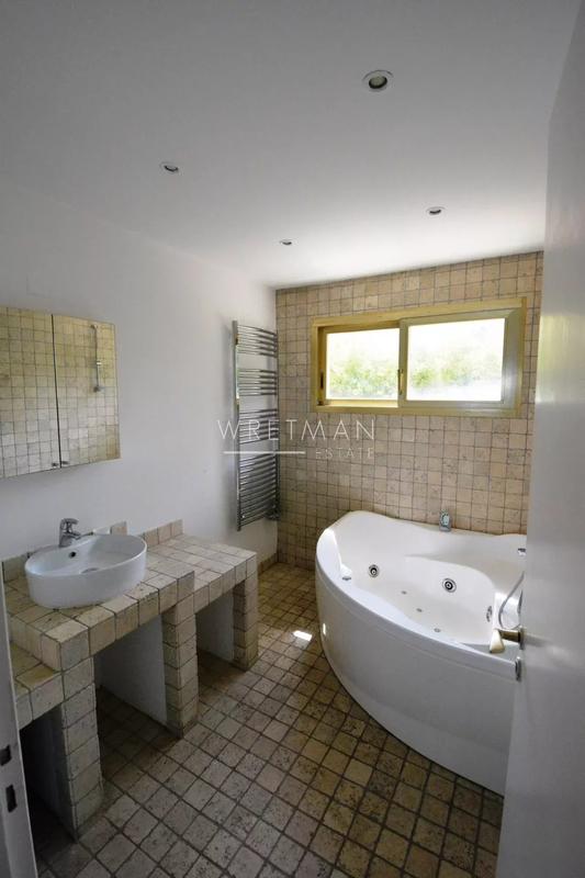 Appartement - 83 m² - 3 pièces