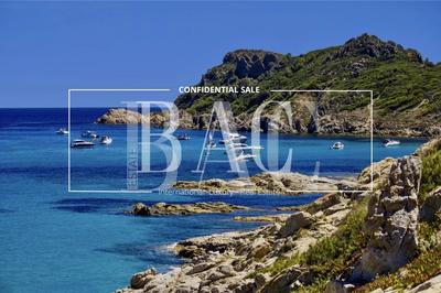 Villa - 245 m² - 7 pièces