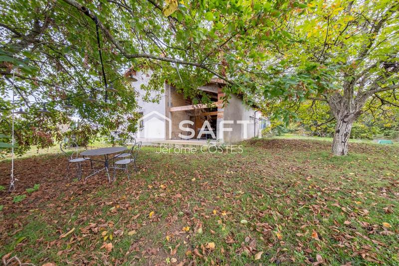 Maison - 205 m² - 6 pièces