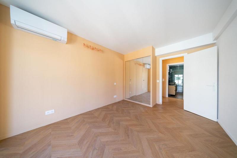 Appartement - 128 m² - 4 pièces