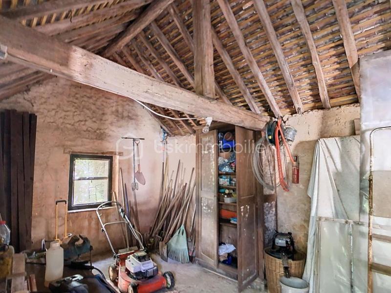 Maison ancienne - 140 m² - 3 pièces