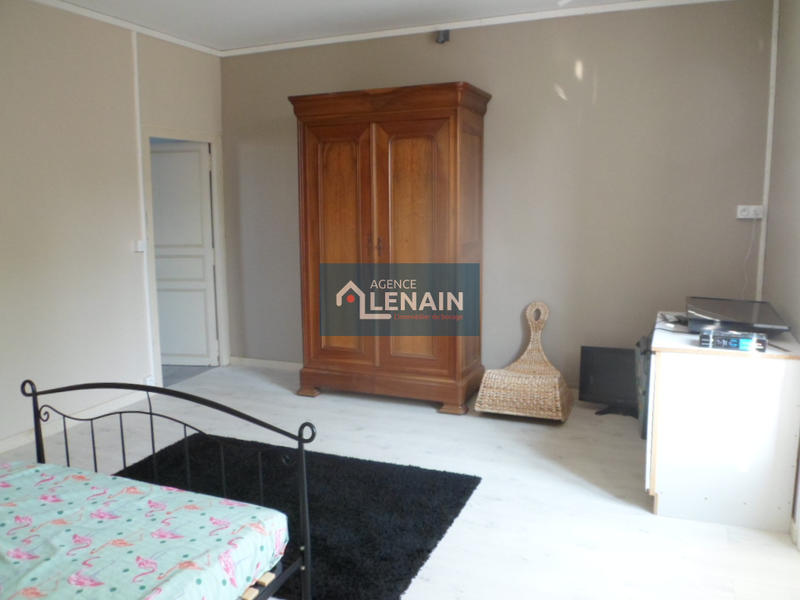 Maison - 239 m² - 7 pièces