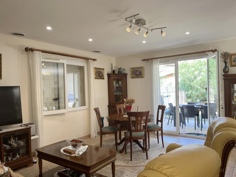 Villa - 101 m² - 4 pièces