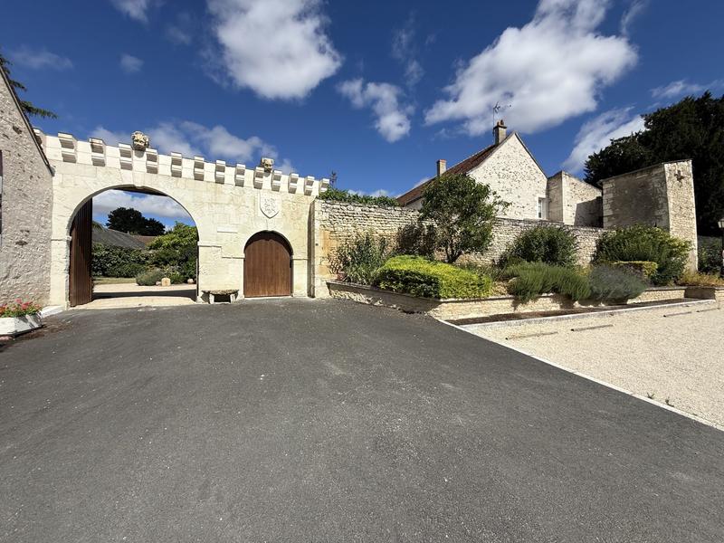 Maison ancienne - 183 m² - 7 pièces