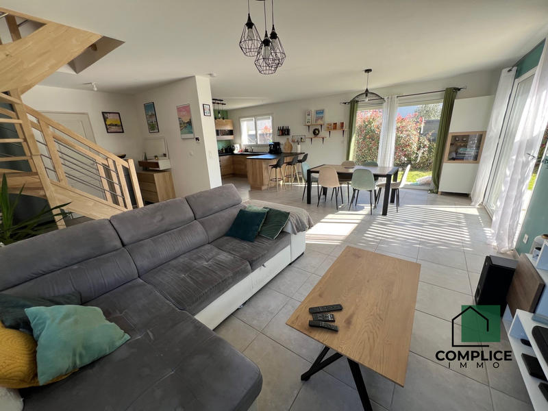 Maison contemporaine - 91 m² - 4 pièces