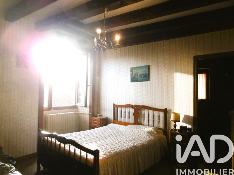 Maison - 199 m² - 7 pièces