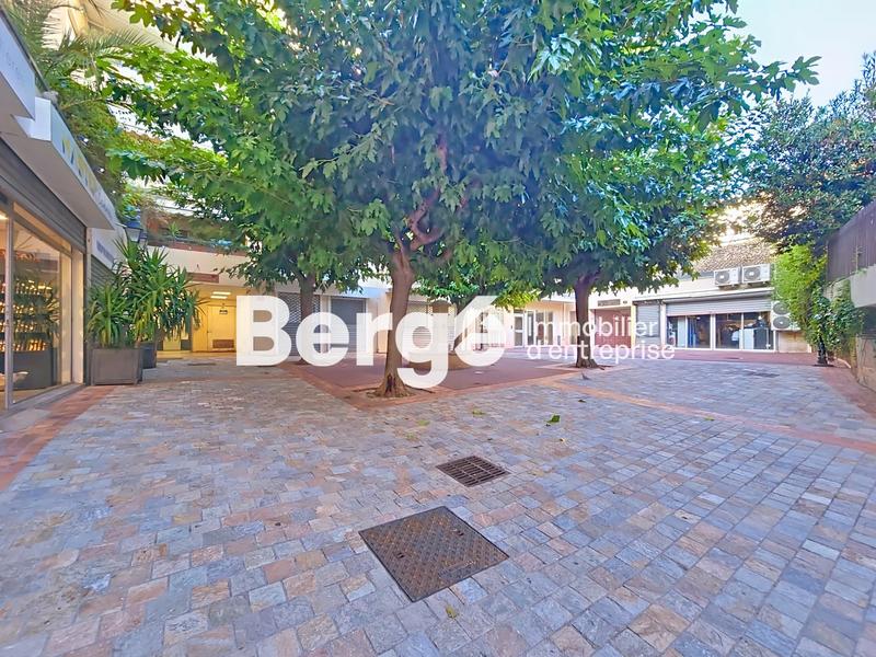 Local commercial - 135 m²