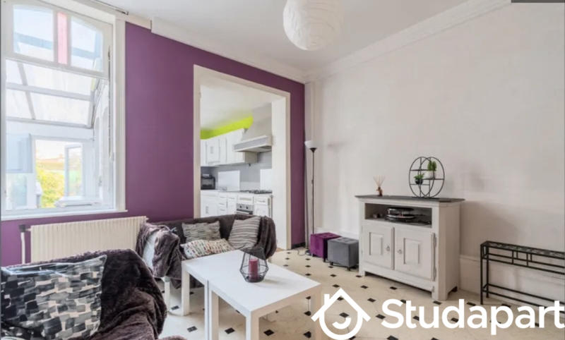 Chambre - 10 m² - 1 pièce