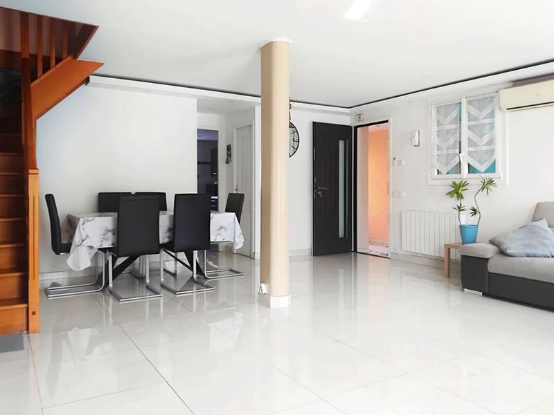 Maison - 130 m² - 7 pièces